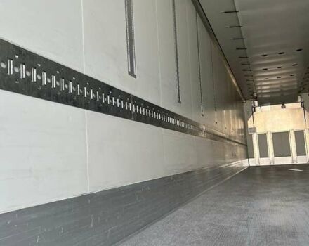 Белый Кроне СД, объемом двигателя 0 л и пробегом 93 тыс. км за 41348 $, фото 1 на Automoto.ua