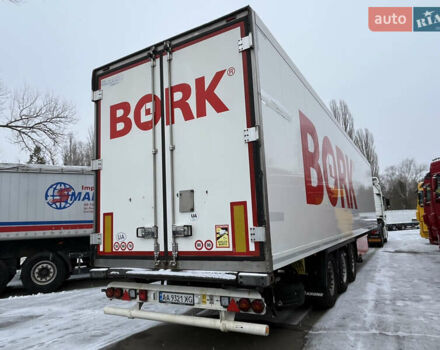 Білий Кроне СД, об'ємом двигуна 0 л та пробігом 523 тис. км за 33500 $, фото 2 на Automoto.ua