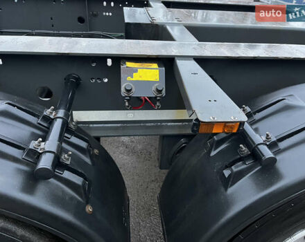 Черный Кроне СД, объемом двигателя 0 л и пробегом 300 тыс. км за 13900 $, фото 15 на Automoto.ua