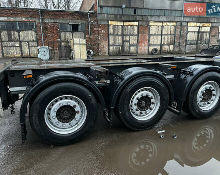 Черный Кроне СД, объемом двигателя 0 л и пробегом 300 тыс. км за 13900 $, фото 17 на Automoto.ua