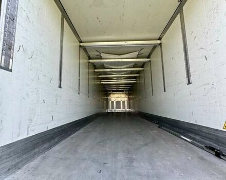 Чорний Кроне СД, об'ємом двигуна 0 л та пробігом 10 тис. км за 41431 $, фото 4 на Automoto.ua