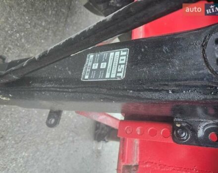 Красный Кроне СД, объемом двигателя 0 л и пробегом 0 тыс. км за 10600 $, фото 15 на Automoto.ua