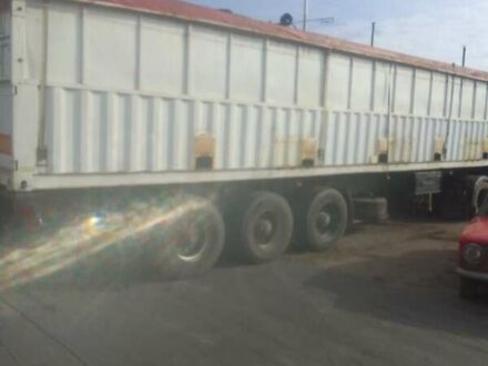 Кроне SDP 27 1994 у Миколаєві на Automoto.ua Чорний Кроне SDP 27, об'ємом двигуна 0 л та пробігом 999 тис. км за 5500 $, фото 1 на Automoto.ua