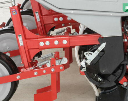 Кубота З 1997 в Звенигородка на Automoto.ua Кубота З, объемом двигателя 2.45 л и пробегом 0 тыс. км за 28725 $, фото 2 на Automoto.ua