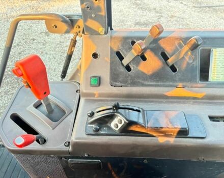 Кубота Другая 1998 в Тернополе на Automoto.ua Кубота Другая, объемом двигателя 5.8 л и пробегом 0 тыс. км за 35000 $, фото 4 на Automoto.ua