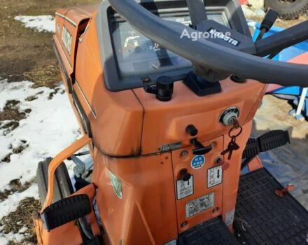 Кубота Другая 2002 в Золотоноше на Automoto.ua Желтый Кубота Другая, объемом двигателя 0 л и пробегом 0 тыс. км за 5604 $, фото 5 на Automoto.ua