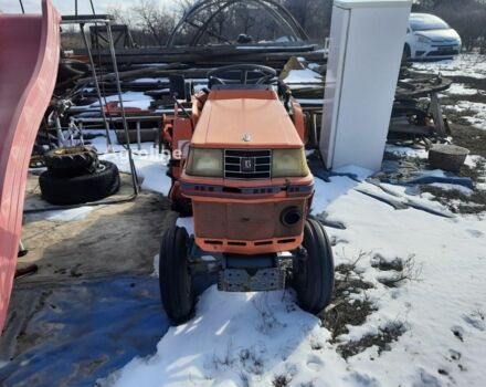 Кубота Другая 2002 в Золотоноше на Automoto.ua Желтый Кубота Другая, объемом двигателя 0 л и пробегом 0 тыс. км за 5604 $, фото 2 на Automoto.ua