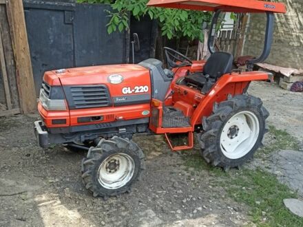 Кубота GL 220 1995 у Шаргороде на Automoto.ua Червоний Кубота GL 220, об'ємом двигуна 1.5 л та пробігом 850 тис. км за 195 $, фото 1 на Automoto.ua