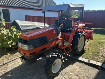 Красный Кубота GL 220, объемом двигателя 1.5 л и пробегом 10 тыс. км за 7300 $, фото 1 на Automoto.ua