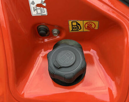 Червоний Кубота KX-101, об'ємом двигуна 1.5 л та пробігом 735 тис. км за 24421 $, фото 20 на Automoto.ua