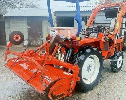 Желтый Кубота L 200, объемом двигателя 1.6 л и пробегом 1 тыс. км за 9000 $, фото 5 на Automoto.ua