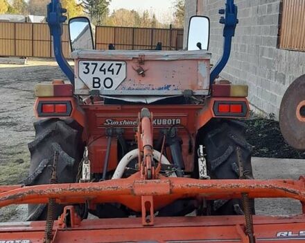 Желтый Кубота L 200, объемом двигателя 1.6 л и пробегом 1 тыс. км за 9000 $, фото 9 на Automoto.ua