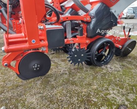 Червоний Кун Другая, об'ємом двигуна 0 л та пробігом 0 тис. км за 86743 $, фото 4 на Automoto.ua