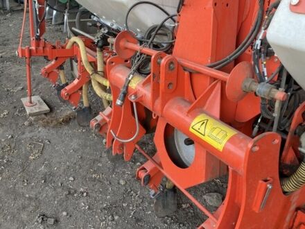 Красный Кун Другая, объемом двигателя 0 л и пробегом 0 тыс. км за 23139 $, фото 1 на Automoto.ua