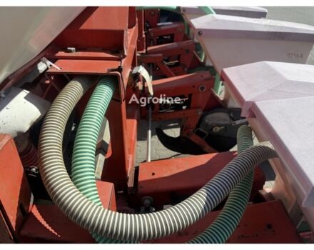 Червоний Квернеланд Другая, об'ємом двигуна 0 л та пробігом 0 тис. км за 7143 $, фото 5 на Automoto.ua