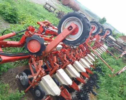 Червоний Квернеланд Другая, об'ємом двигуна 0 л та пробігом 0 тис. км за 11086 $, фото 1 на Automoto.ua