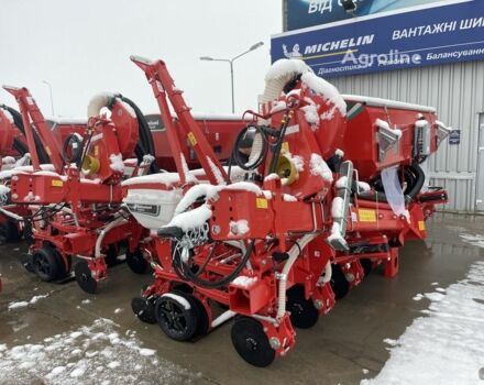 Красный Квернеланд Другая, объемом двигателя 0 л и пробегом 0 тыс. км за 85696 $, фото 4 на Automoto.ua