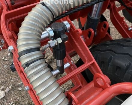 Красный Квернеланд Другая, объемом двигателя 0 л и пробегом 0 тыс. км за 110463 $, фото 11 на Automoto.ua