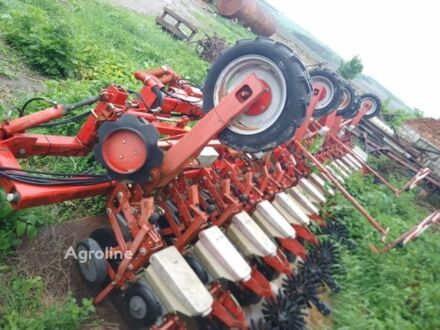 Червоний Квернеланд Другая, об'ємом двигуна 0 л та пробігом 0 тис. км за 11086 $, фото 1 на Automoto.ua