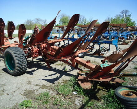 Красный Квернеланд Другая, объемом двигателя 0 л и пробегом 0 тыс. км за 22098 $, фото 8 на Automoto.ua