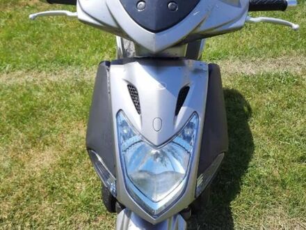 Кимко Агилити 2013 в Новоселица на Automoto.ua Кимко Агилити, объемом двигателя 0 л и пробегом 18 тыс. км за 750 $, фото 1 на Automoto.ua