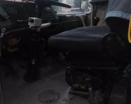 Белый ЛАЗ 695, объемом двигателя 5.9 л и пробегом 500 тыс. км за 8500 $, фото 6 на Automoto.ua