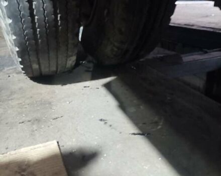 Белый ЛАЗ 695, объемом двигателя 5.9 л и пробегом 500 тыс. км за 8500 $, фото 9 на Automoto.ua