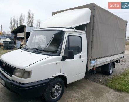 Белый ЛДВ Конвой, объемом двигателя 2.4 л и пробегом 250 тыс. км за 3700 $, фото 4 на Automoto.ua