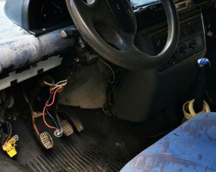Білий ЛДВ Конвой, об'ємом двигуна 2.4 л та пробігом 265 тис. км за 1500 $, фото 8 на Automoto.ua
