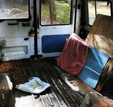 Белый ЛДВ Конвой, объемом двигателя 2.4 л и пробегом 265 тыс. км за 2500 $, фото 4 на Automoto.ua