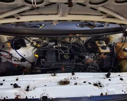 Белый ЛДВ Конвой, объемом двигателя 2.4 л и пробегом 265 тыс. км за 2500 $, фото 5 на Automoto.ua