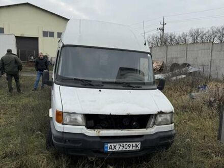 Белый ЛДВ Конвой, объемом двигателя 2.4 л и пробегом 158 тыс. км за 500 $, фото 1 на Automoto.ua