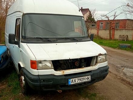 Белый ЛДВ Конвой, объемом двигателя 2.4 л и пробегом 200 тыс. км за 700 $, фото 1 на Automoto.ua