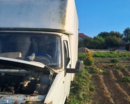 ЛДВ Конвой груз., объемом двигателя 2.4 л и пробегом 300 тыс. км за 2000 $, фото 1 на Automoto.ua