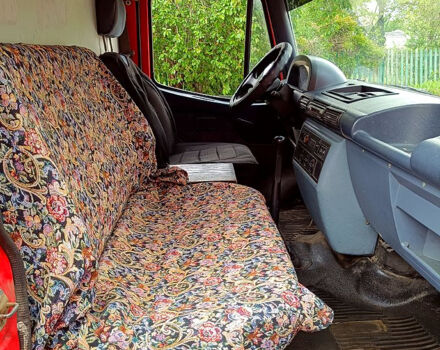 Красный ЛДВ Конвой, объемом двигателя 2.4 л и пробегом 230 тыс. км за 2700 $, фото 5 на Automoto.ua