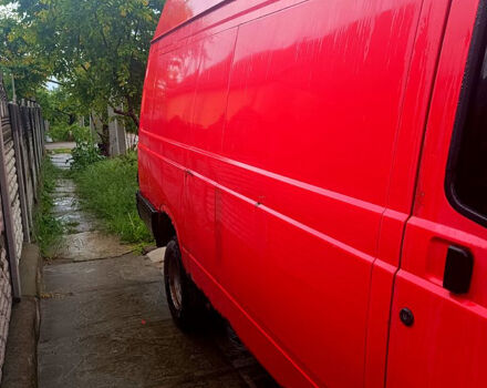 Красный ЛДВ Конвой, объемом двигателя 2.4 л и пробегом 230 тыс. км за 2700 $, фото 2 на Automoto.ua