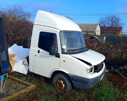 ЛДВ Конвой, объемом двигателя 2.4 л и пробегом 300 тыс. км за 1500 $, фото 1 на Automoto.ua