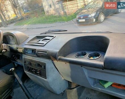 Желтый ЛДВ Конвой, объемом двигателя 2.4 л и пробегом 137 тыс. км за 3700 $, фото 4 на Automoto.ua