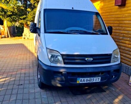 Белый ЛДВ Максус, объемом двигателя 2.5 л и пробегом 300 тыс. км за 4000 $, фото 1 на Automoto.ua