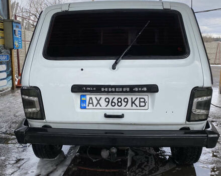 Білий Лада 4x4, об'ємом двигуна 1.7 л та пробігом 87 тис. км за 4100 $, фото 4 на Automoto.ua