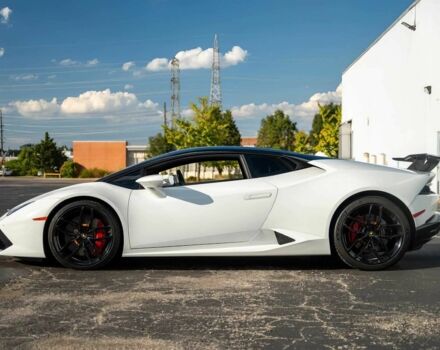 Білий Ламборджині Хуракан, об'ємом двигуна 5.2 л та пробігом 73 тис. км за 72000 $, фото 3 на Automoto.ua