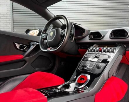 Чорний Ламборджині Хуракан, об'ємом двигуна 5.2 л та пробігом 75 тис. км за 58000 $, фото 8 на Automoto.ua