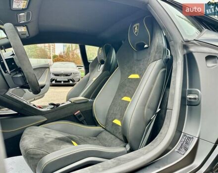 Черный Ламборджини Хуракан, объемом двигателя 5.2 л и пробегом 1 тыс. км за 415000 $, фото 23 на Automoto.ua