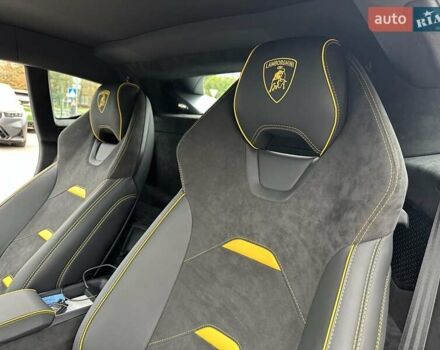 Черный Ламборджини Хуракан, объемом двигателя 5.2 л и пробегом 1 тыс. км за 415000 $, фото 28 на Automoto.ua