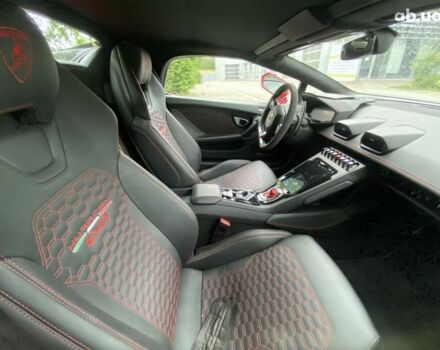 Красный Ламборджини Хуракан, объемом двигателя 12.58 л и пробегом 1 тыс. км за 324410 $, фото 17 на Automoto.ua