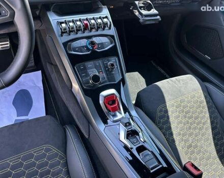Ламборджині Хуракан, об'ємом двигуна 5.2 л та пробігом 31 тис. км за 270000 $, фото 22 на Automoto.ua