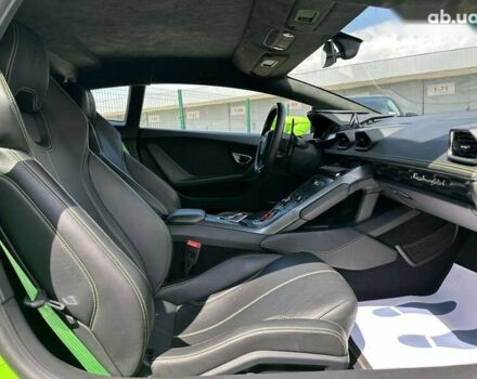 Ламборджини Хуракан 2018 в Киеве на Automoto.ua Ламборджини Хуракан, объемом двигателя 5.2 л и пробегом 23 тыс. км за 280000 $, фото 17 на Automoto.ua