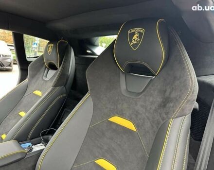 Ламборджини Хуракан, объемом двигателя 5.2 л и пробегом 1 тыс. км за 440000 $, фото 28 на Automoto.ua