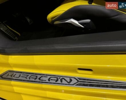 Желтый Ламборджини Хуракан, объемом двигателя 5.2 л и пробегом 9 тыс. км за 339900 $, фото 21 на Automoto.ua