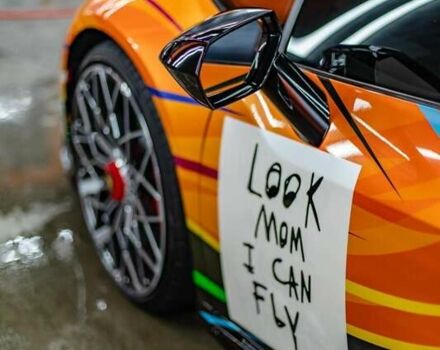 Ламборджини Хуракан 2020 в Киеве на Automoto.ua Желтый Ламборджини Хуракан, объемом двигателя 5.2 л и пробегом 9 тыс. км за 299000 $, фото 3 на Automoto.ua